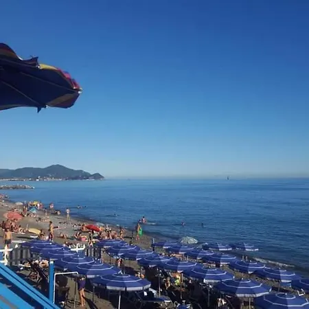 Silenzioso Comodo Alle Spiagge E Stazione Ferroviaria Appartamento