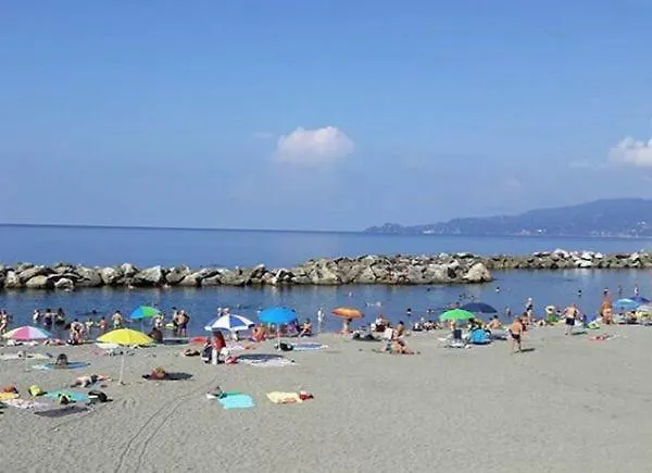 Silenzioso Comodo Alle Spiagge E Stazione Ferroviaria Lägenhet Lavagna