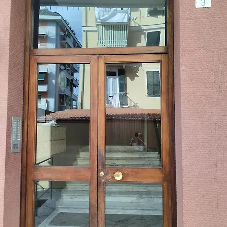 Lägenhet Silenzioso Comodo Alle Spiagge E Stazione Ferroviaria Lavagna