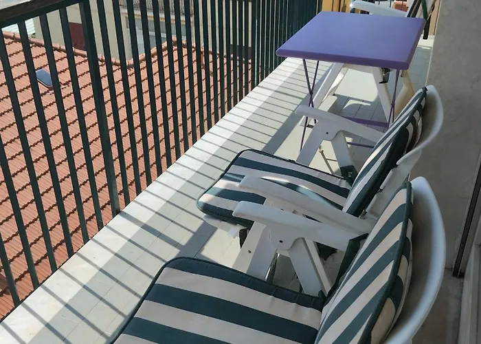 Silenzioso Comodo Alle Spiagge E Stazione Ferroviaria Apartamento *