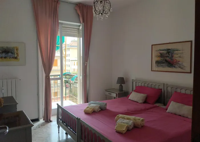 Silenzioso Comodo Alle Spiagge E Stazione Ferroviaria